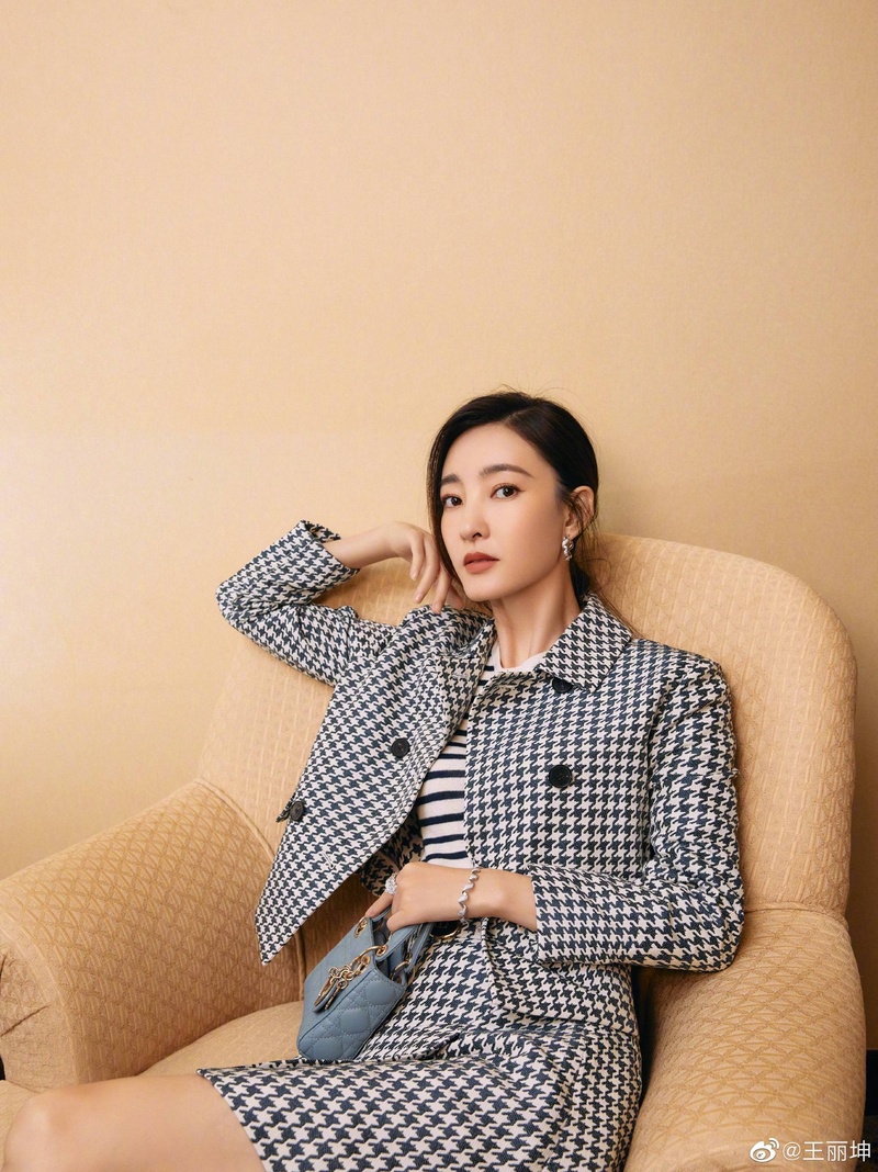 王丽坤